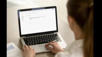 Kapan Waktu Terbaik Kirim CV Lewat Email? Ini Jam Emas agar Lamaran Kamu Dilihat HRD