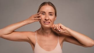 Kesalahan-kesalahan Skincare yang Bikin Kulit Cepat Terlihat Tua, Nomor 5 'Dosa Besar'