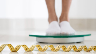 Makan Malam Sebelum Jam 7 Bikin Cepat Kurus?