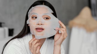 Sheet Mask Sebelum Makeup: Rahasia Kulit Glowing dalam Sekejap!