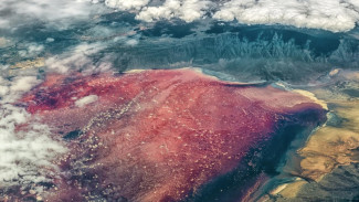 Terlihat Indah dari Jauh, Awas Danau Ini Ternyata Mematikan!