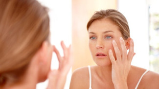 Skincare yang Cocok untuk Wanita Usia 30-an agar Kulit Tetap Kencang dan Awet Muda