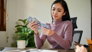 7 Cara Mengelola Keuangan Pribadi agar Tetap Stabil Sampai Akhir Bulan