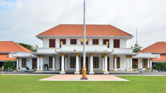 Sejarah Gedung Grahadi Surabaya, Dulu Rumah Kebun Belanda, Kini Habis Dibakar Massa
