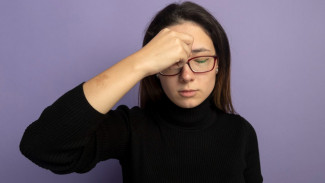 Jangan Panik! Jidat Hitam Bisa Diatasi dengan Perubahan Skincare yang Tepat