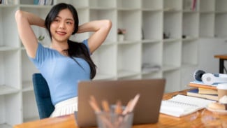 Job Hugging Mewabah di Gen Z, Simak 20 Cara untuk Lebih Mencintai Pekerjaan