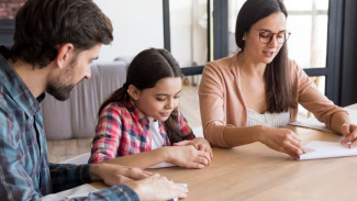 Orang Tua Perlu Tahu Modus Child Grooming, Senjata Penting Lindungi Anak dari Predator Seksual