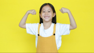 7 Cara Membangun Rasa Percaya Diri Anak Melalui Kebiasaan Sederhana Sehari-hari