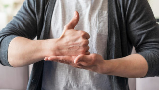 Stop Stigma! 5 Mitos Tentang Disabilitas Rungu yang Harus Dihentikan
