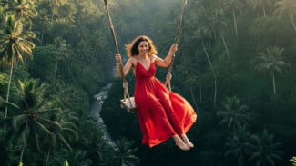 5 Prompt AI untuk Edit Foto Ala Liburan di Bali yang Hasilnya Paling Natural