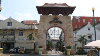 5 Tempat Thrifting di Jakarta yang Murah, Lengkap, dan Selalu Jadi Incaran Pemburu Barang Vintage
