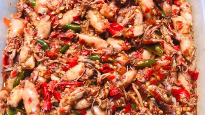 Ilustrasi sambal cumi