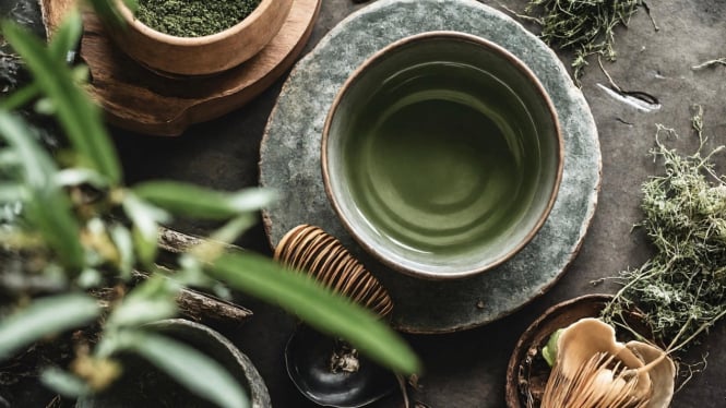 Ilustrasi green tea pembakar lemak