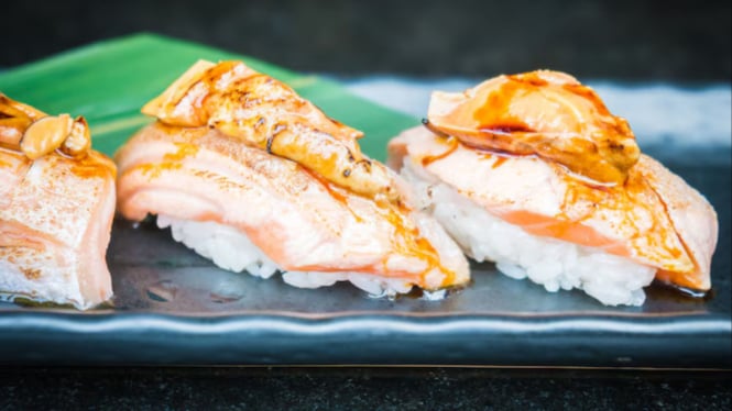 Ilustrasi salmon sushi