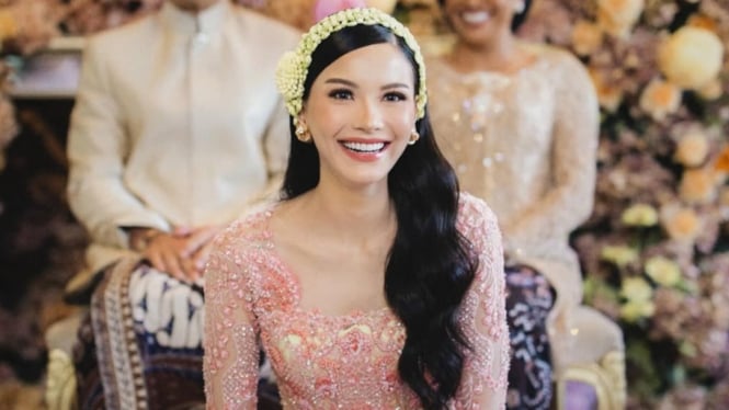 Alyssa Daguise Saat Siraman