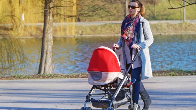 Ilustrasi stroller