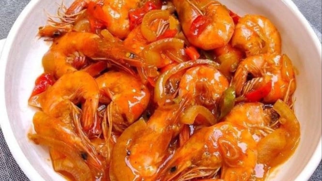 Ilustrasi udang saus padang