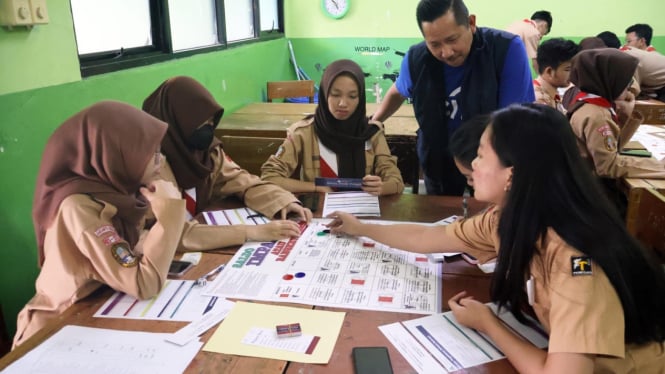 Ilustrasi finansial remaja