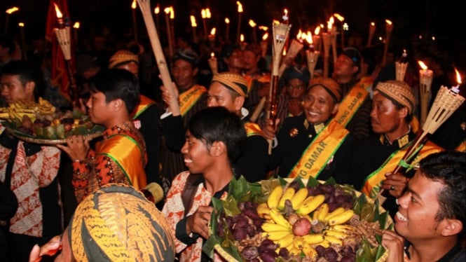 Kirab di Keraton Surakarta
