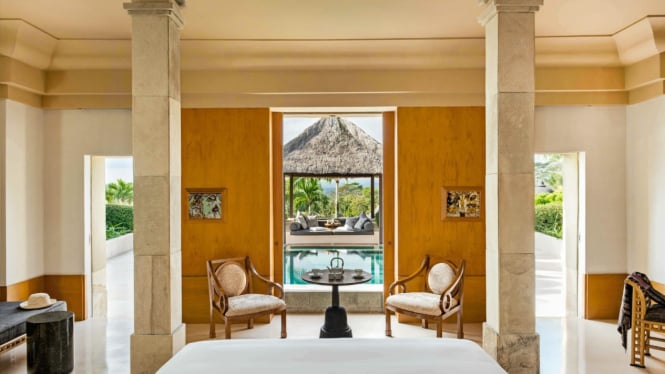 Hotel Amanjiwo