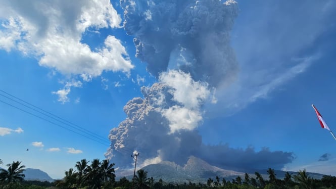 Gunung Lewotobi
