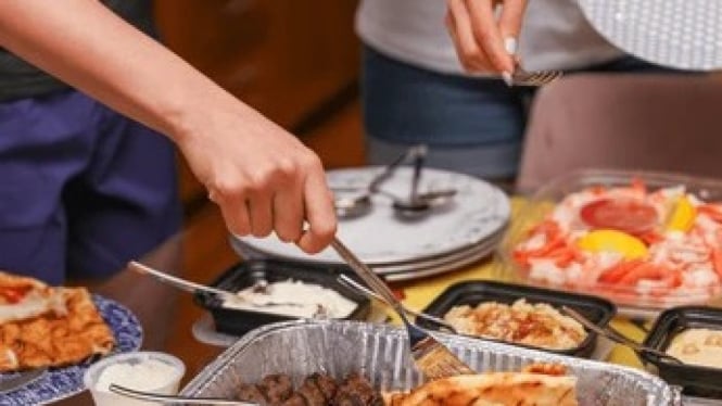 Ilustrasi potluck di Jumat