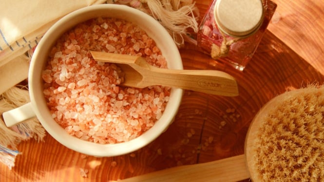 Salt bath