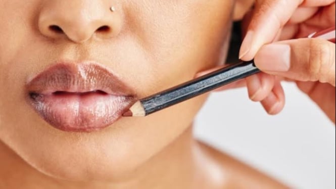 Ilustrasi lip liner