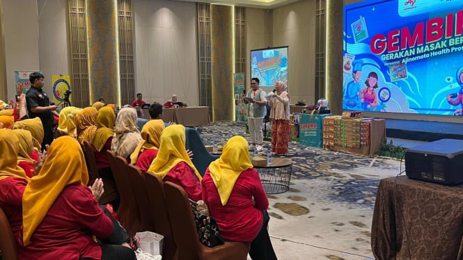 Acara GEMBIRA (Gerakan Masak Bergizi Bersama)