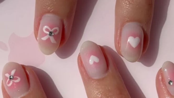 Ilustrasi Nail Art ala Korea