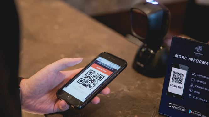 Ilustrasi Inovasi AI dan Iot di Bisnis Event Organizer