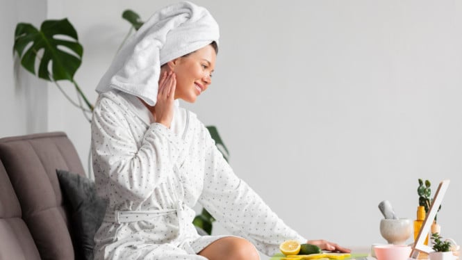 Ilustrasi pemakaian skincare