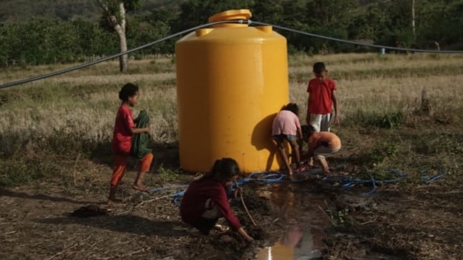 Air bersih di Labuan Bajo.