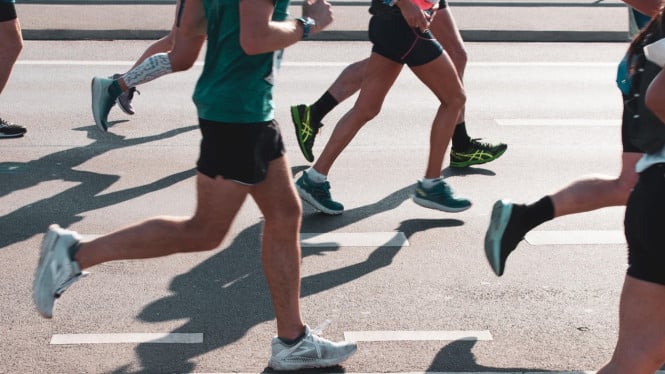 Ilustrasi lari marathon