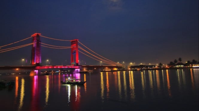 Jembatan Ampera
