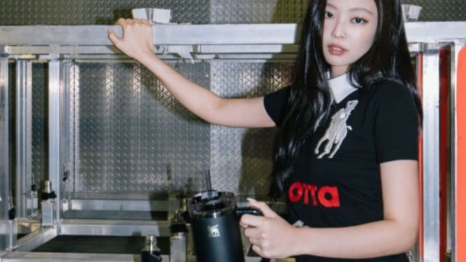 JENNIE BLACKPINK