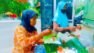 Lopis Bu’ Ni: Kuliner Manis Legendaris yang Melekat di Hati Warga Sumenep