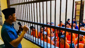 Berkah Ramadhan: Tahanan Polres Bangkalan Berbuka Puasa dan Tarawih Berjamaah