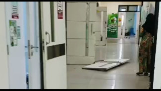 Diterjang Angin Puting Beliung, Puluhan Rumah Hingga RSUD Bangkalan Porak-Poranda