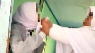 Viral! Siswi SMP di Pamekasan Jadi Korban Bullying Kakak Kelas