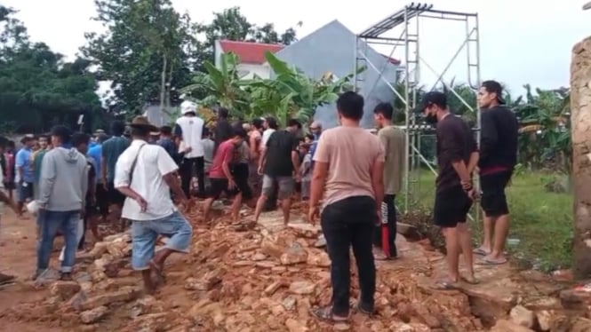 Lap Karapan Sapi Giling Sumenep