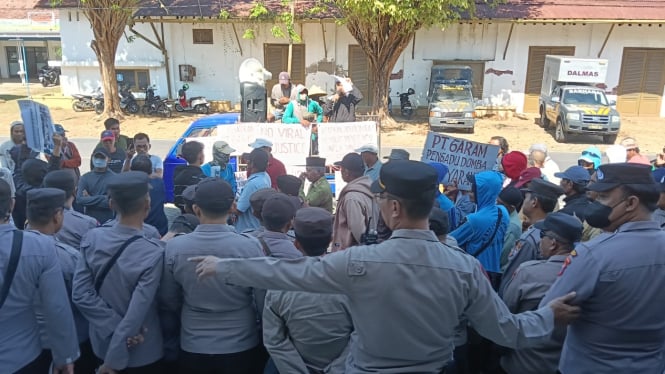 BUMN PT GARAM dikepung warga Madura