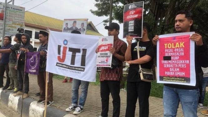 Aksi awak jurnalis tv Sulawesi