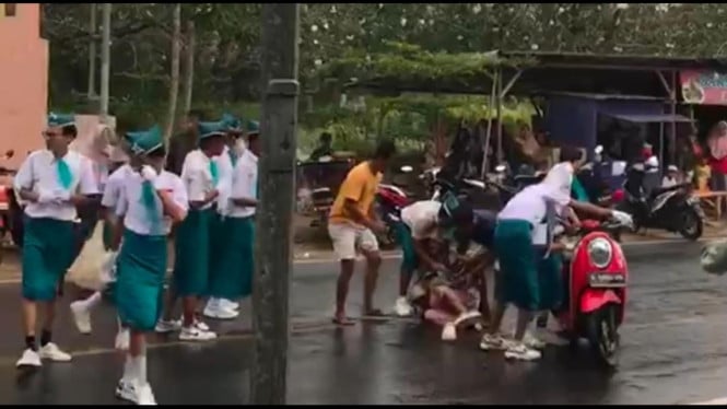 Aksi heroik peserta lomba