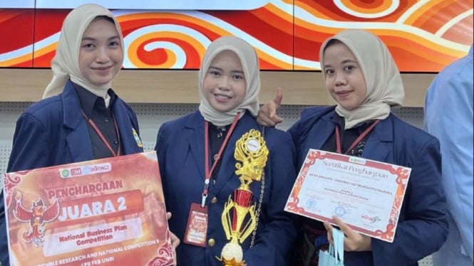 TIM “BRIKET KERRABHAN SAPI” UNIVERSITAS TRUNOJOYO MADURA