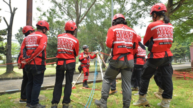 Sekolah Vertical Rescue Tingkat 1UTM