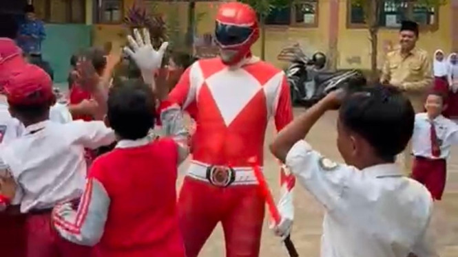 Ketika Power Ranger MBG turun ke Bangkalan