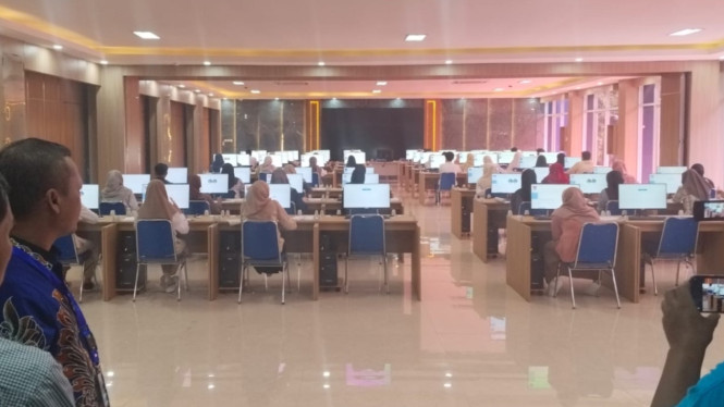 Ribuan peserta saat ikuti seleksi Nasional berdasarkan tes di UTM Bangkalan