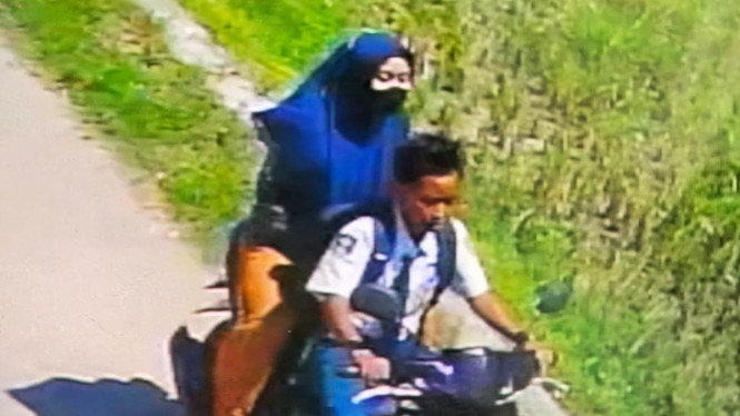 Terduga pelaku pada saat bawa kabur sepeda motor korban di Pamekasan
