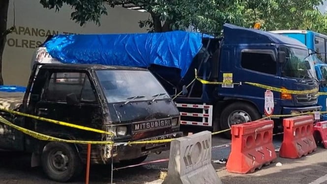 Barang bukti pengangkut BBM Solar ilegal diamankan Kepolisian